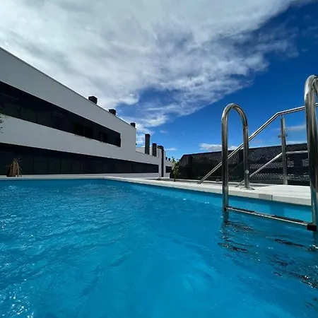 W4 Private Pool - Luxury Style Apartment *