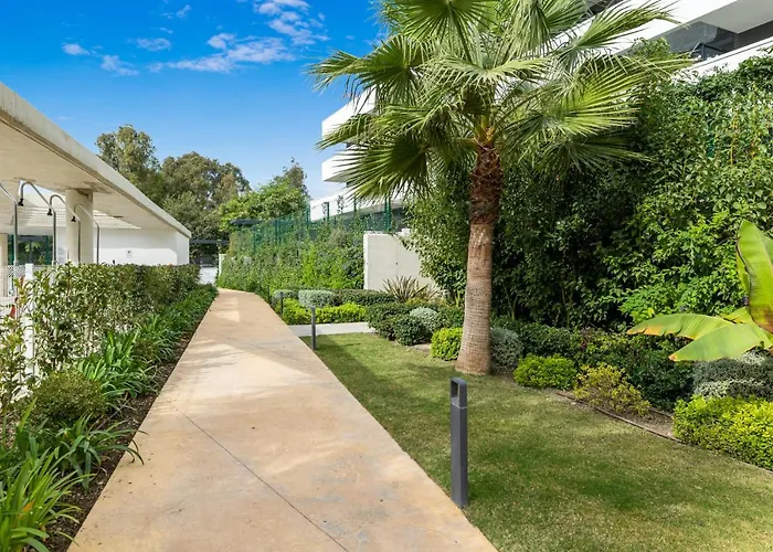 W4 Private Pool - Luxury Style Apartment Estepona